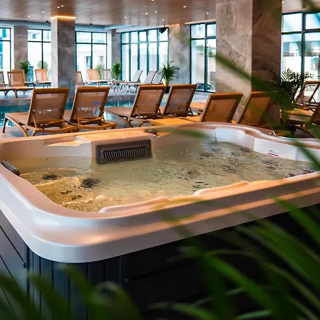 Lägenhet Alezzi Odyssey Pool&spa By Ingrid Năvodari