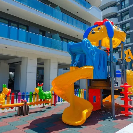 Alezzi Odyssey Pool&spa By Ingrid *