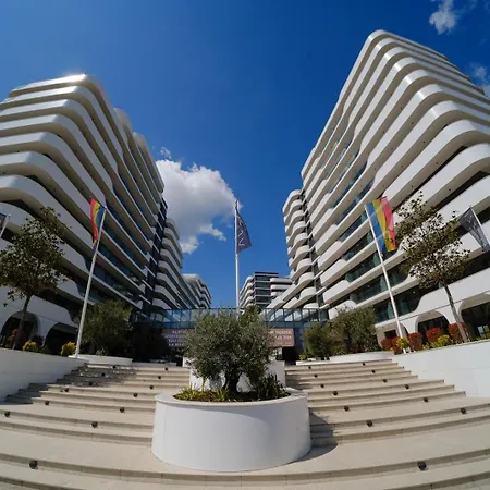 Alezzi Odyssey Pool&spa By Ingrid Apartment