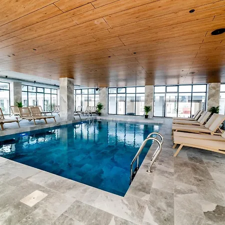 Alezzi Odyssey Pool&spa By Ingrid Apartment