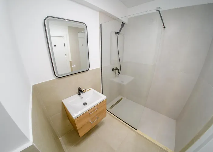 Alezzi Odyssey Pool&spa By Ingrid Apartment *