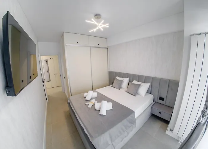 Alezzi Odyssey Pool&spa By Ingrid Apartment *