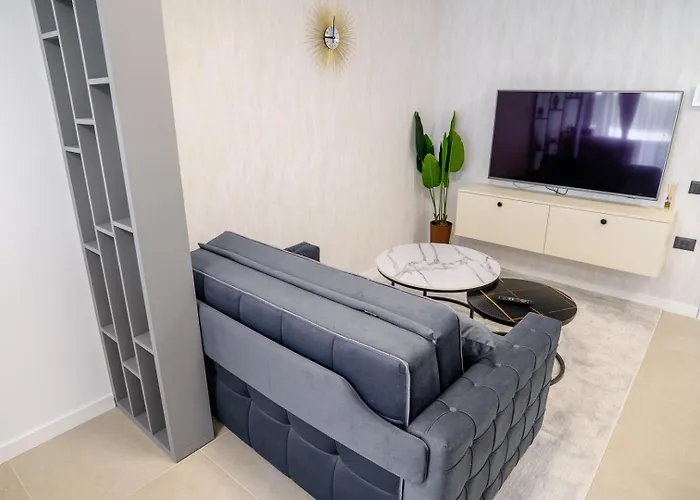 Alezzi Odyssey Pool&spa By Ingrid