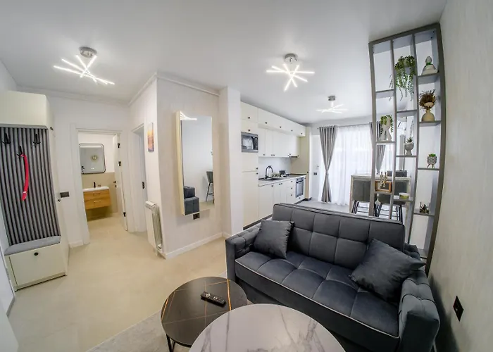 Alezzi Odyssey Pool&spa By Ingrid Năvodari