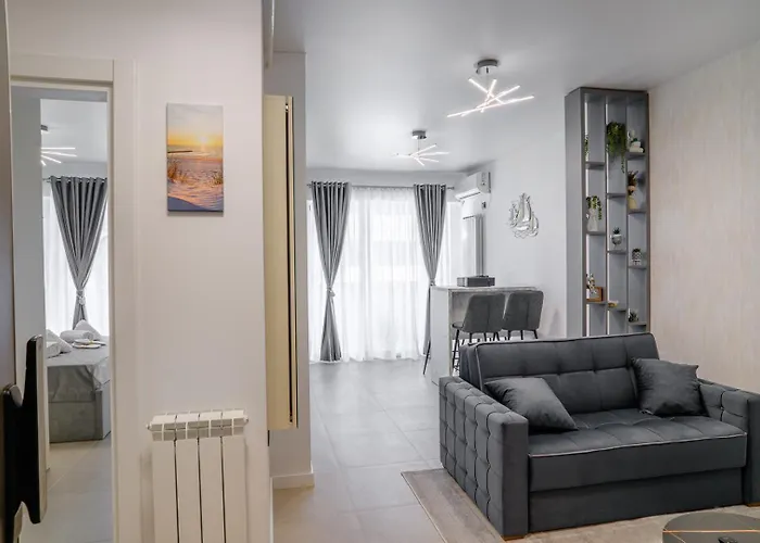 Alezzi Odyssey Pool&spa By Ingrid