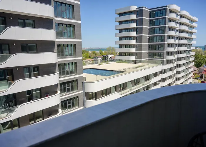 Alezzi Odyssey Pool&spa By Ingrid Apartment