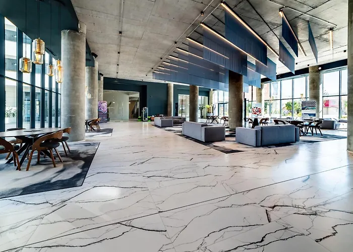 Alezzi Odyssey Pool&spa By Ingrid *