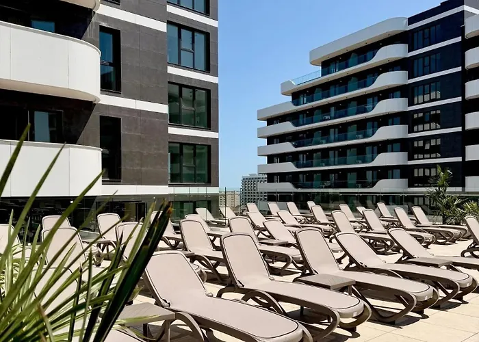 Alezzi Odyssey Pool&spa By Ingrid *